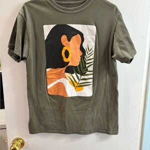 Olive green T-shirt with beautiful design